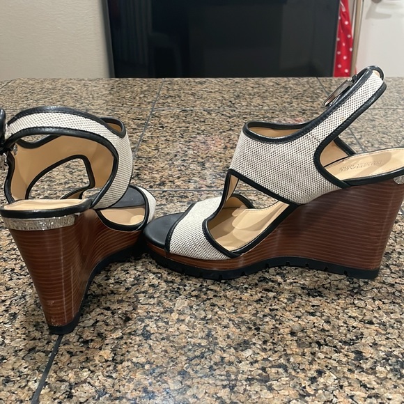 Michael Kors wedges - Picture 3 of 7